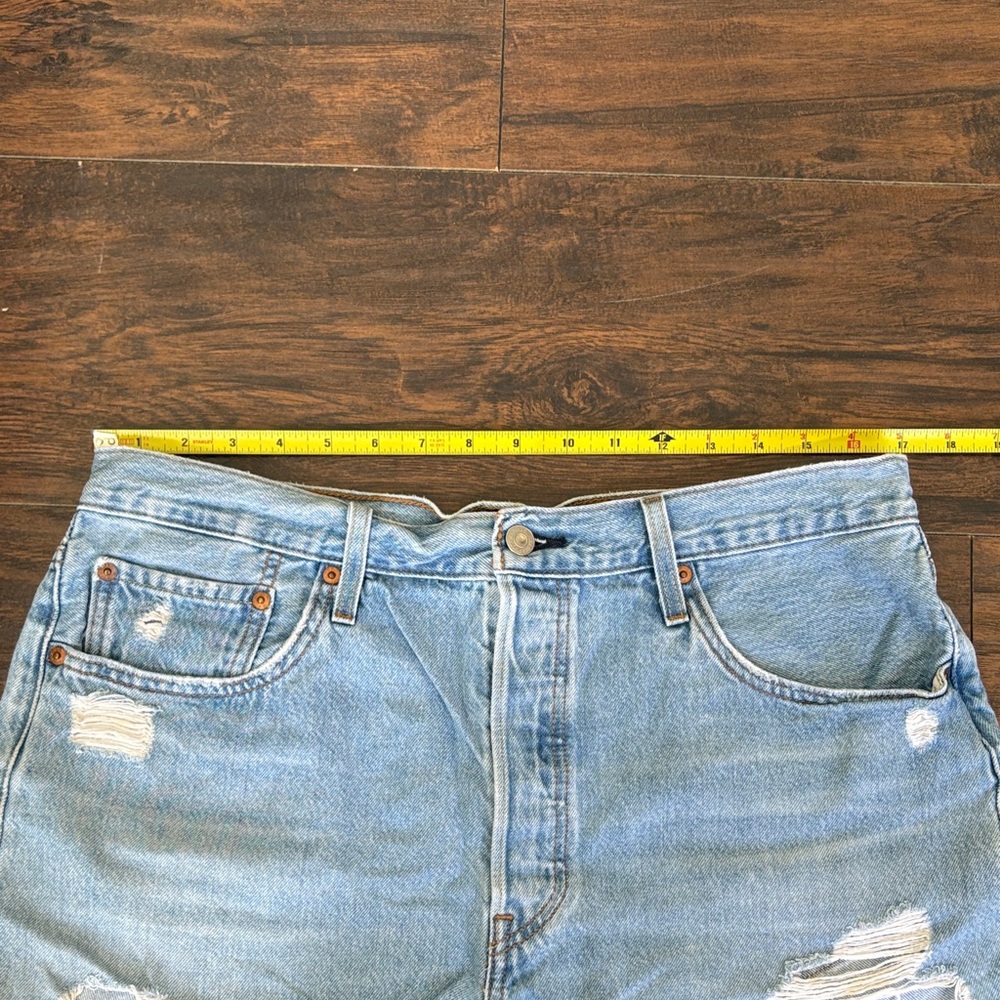 Levi's 501 Light Wash Distressed Denim Cutoff Shorts - Picture 9 of 10